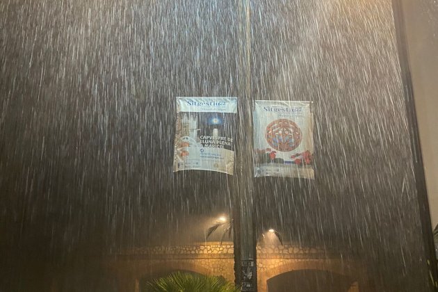 pluja sitges pepa masó pluja sitges pepa masó