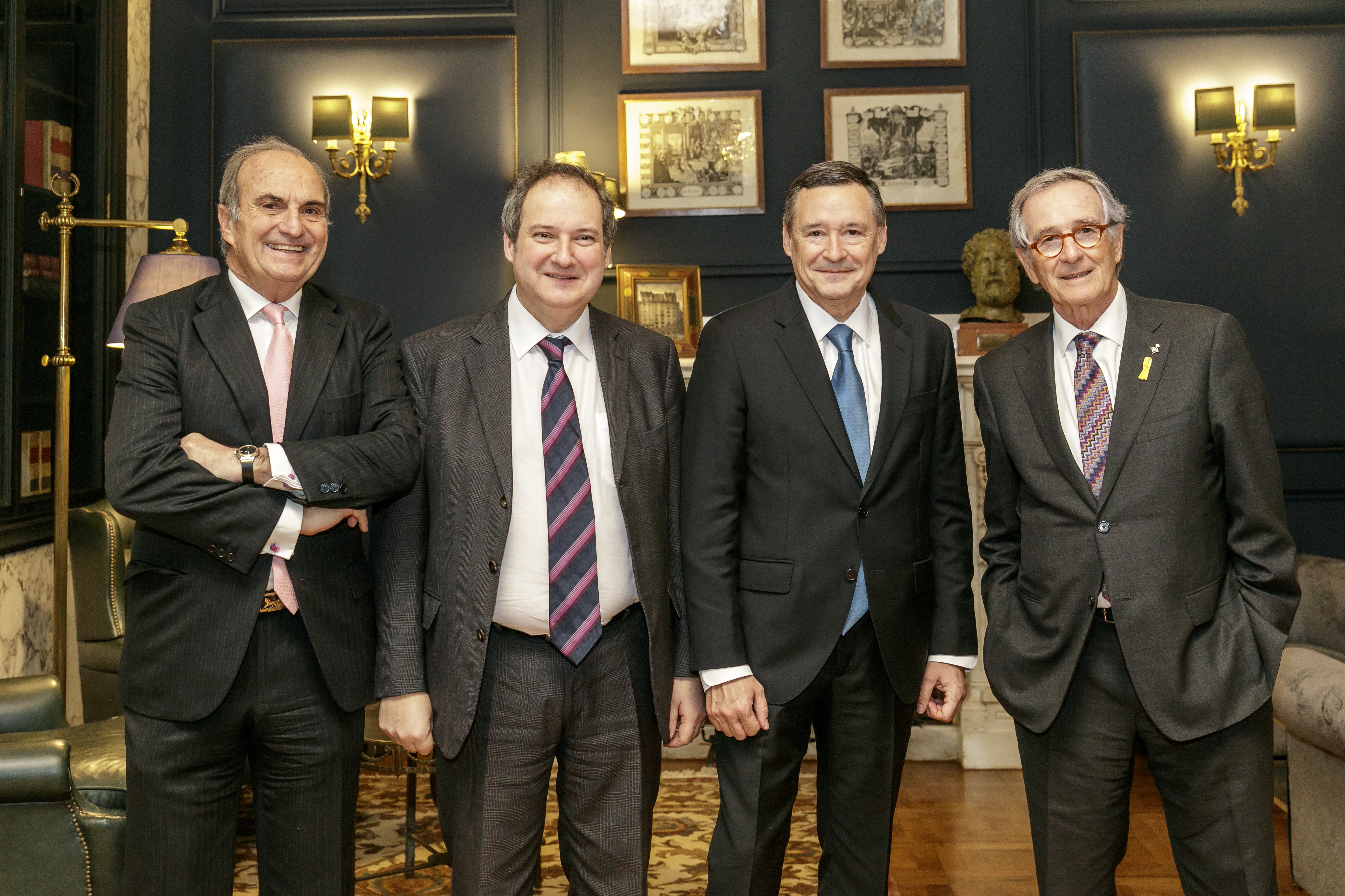 Simon reclama "seguridad jurídica" para gestionar el agua en el área de Barcelona