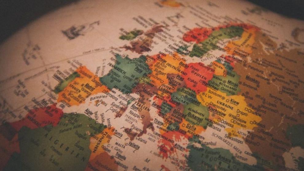 La Unió Europea comença a instal·lar sistemes de reconeixement facial a les fronteres, t'expliquem la raó