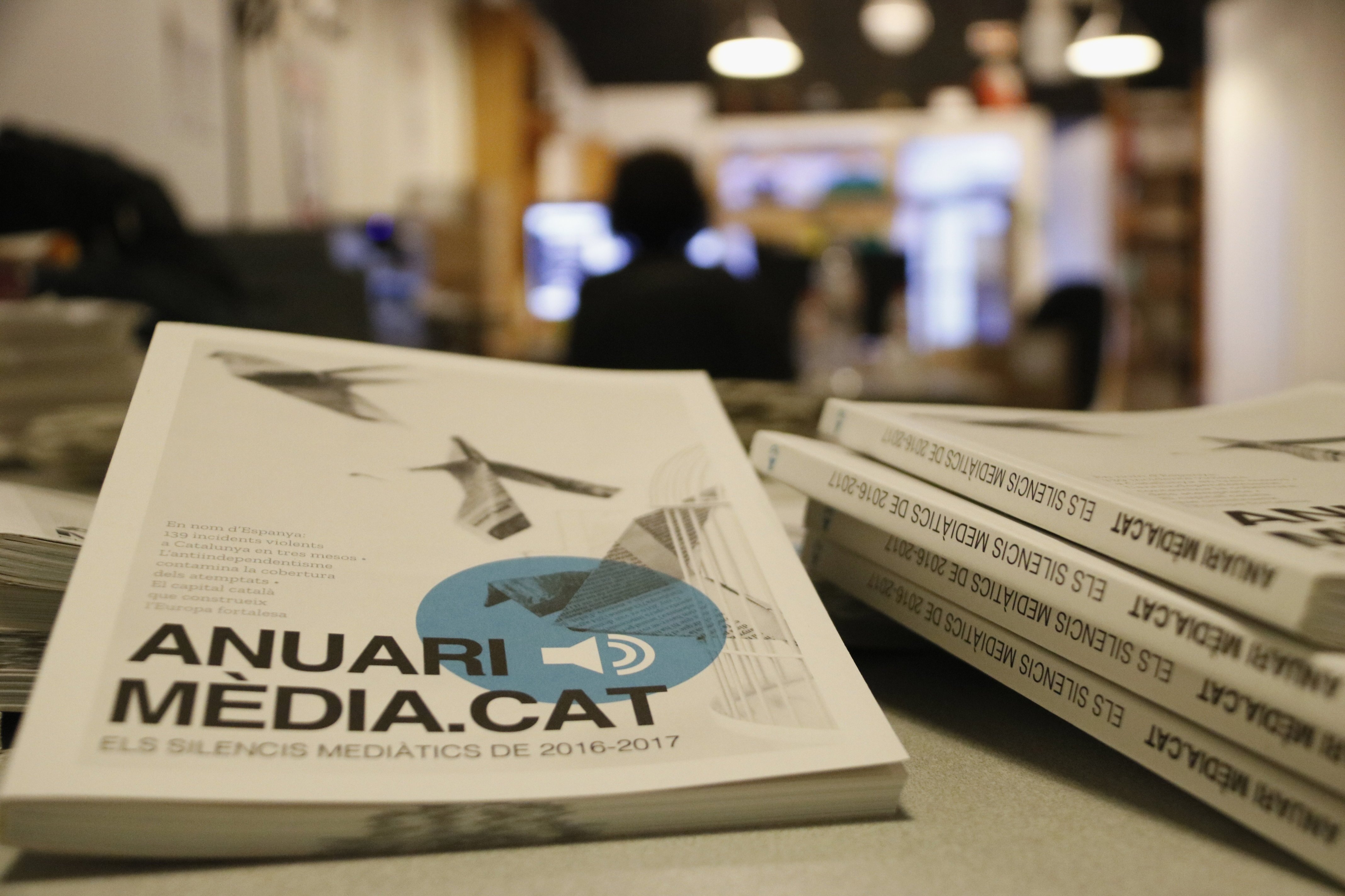 Violencia españolista fuera del 1-O: 139 agresiones en defensa de la unidad de España