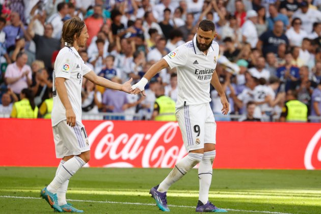 Benzema Modric celebracion gol Madrid Betis / Foto: EFE