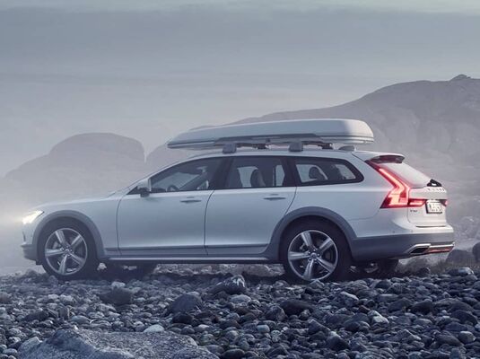 Volvo V90 Cross Country Volvo V90 Cross Country