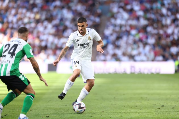 Dani Ceballos Real Madrid regate / Foto: Europa Press