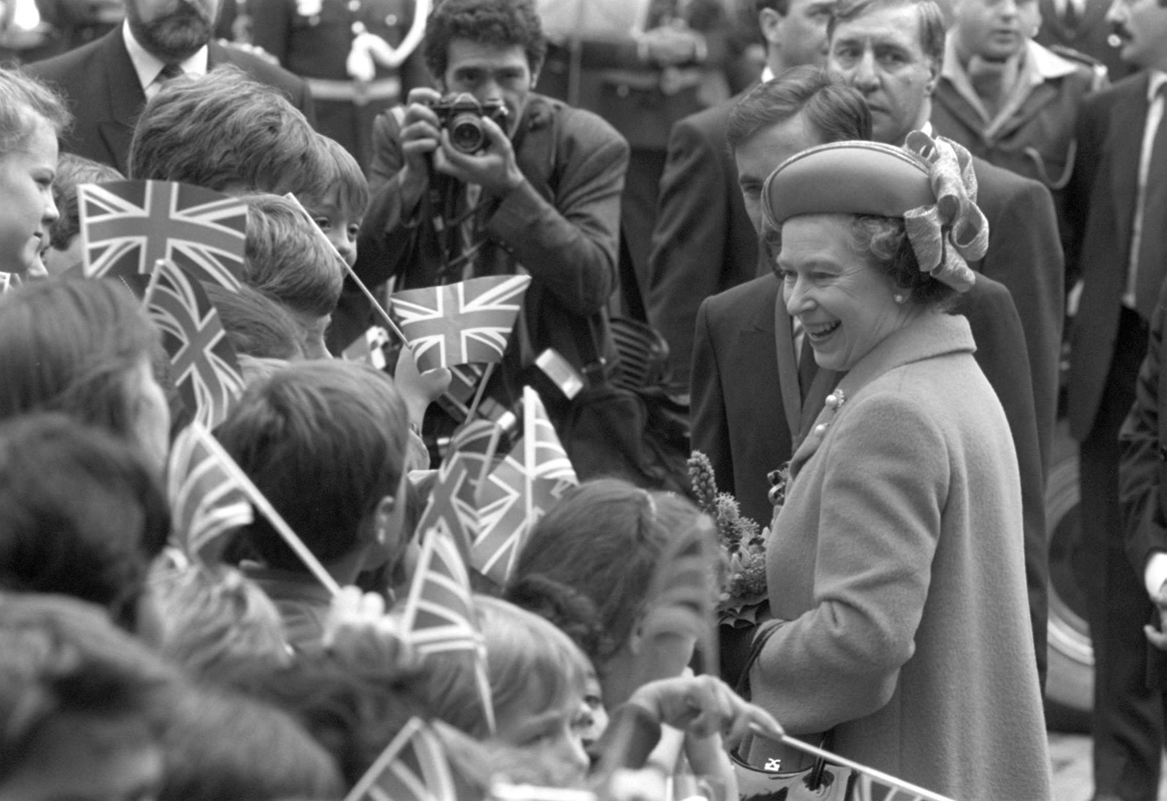 Elisabeth II Anglaterra visita Espanya banderes / Foto: @RoyalFamily