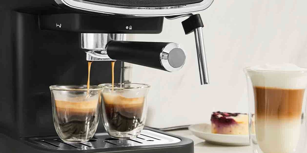 Lidl tiene una nueva cafetera retro que parece sacada de un bar de los años 80