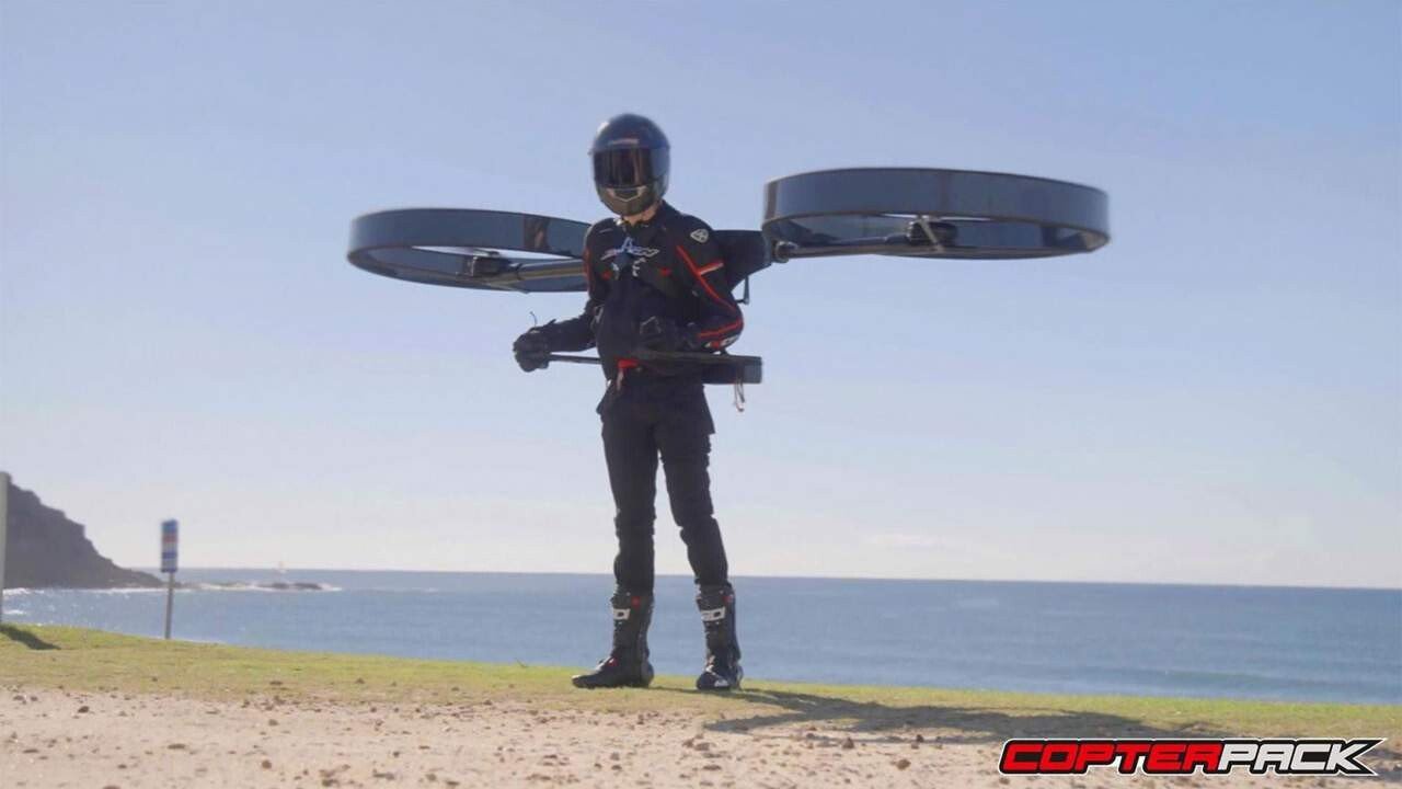 Esta mochila con propulsor te convierte en un dron humano