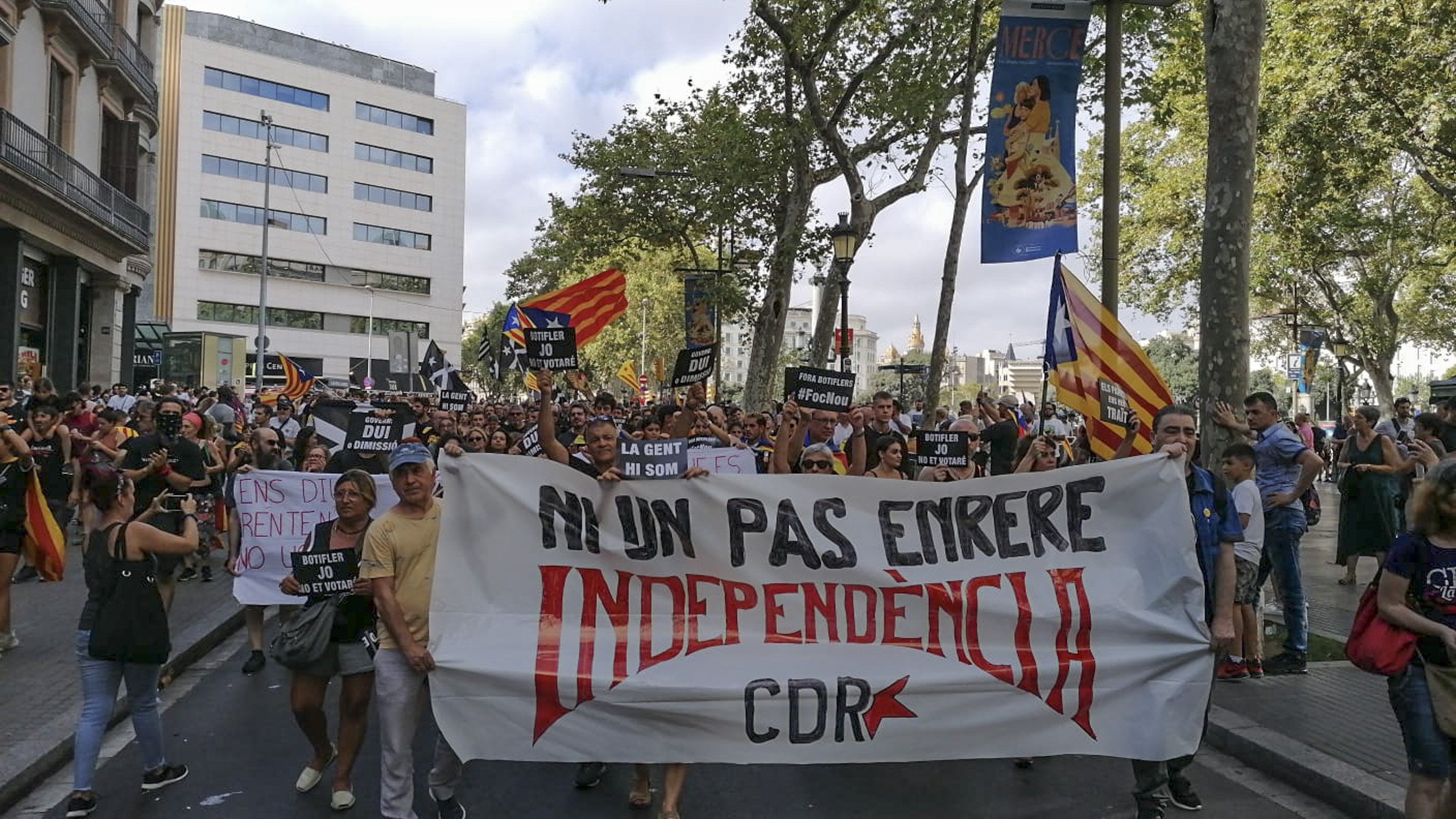 La quinta columna de la Diada: los CDR convocan una marcha paralela en una jornada que se prevé tranquila