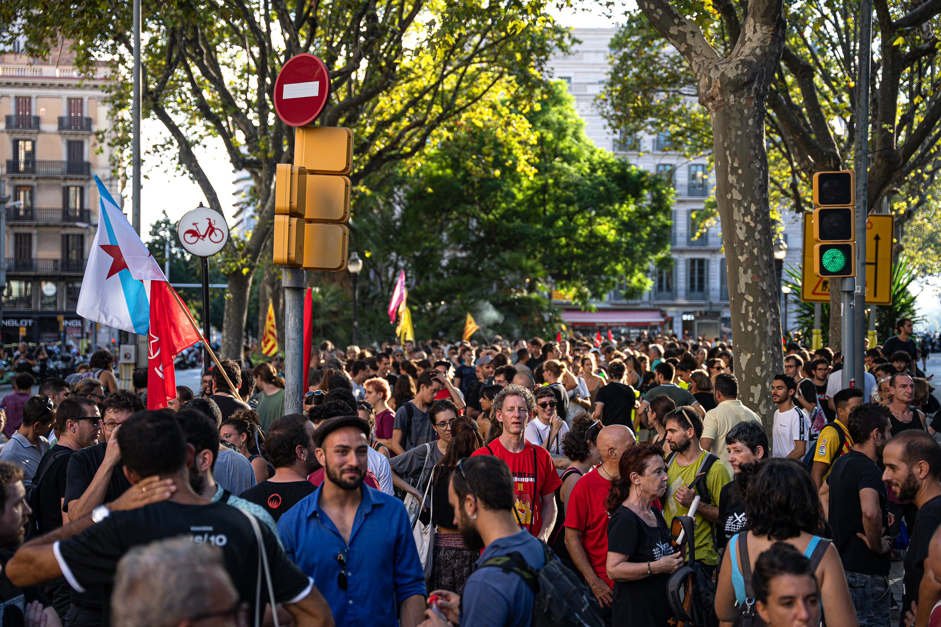 La Esquerra Independentista se manifiesta con el lema "nos movemos para que todo cambie" por la Diada 2022