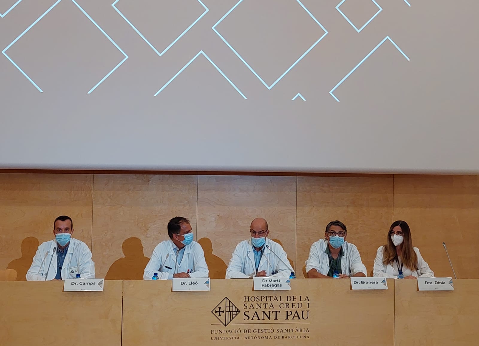 Roda de premsa, hospital de Sant Pau Twitter Roda de premsa, hospital de Sant Pau Twitter