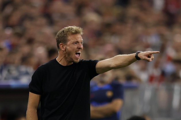 Julian Nagelsmann Bayern Munich señala / Foto: EFE