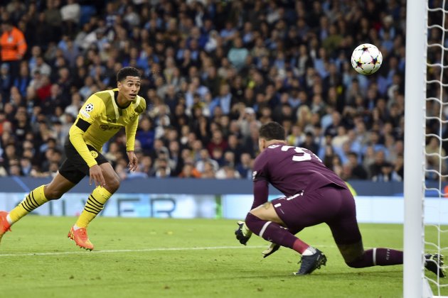 Jude Bellingham gol cap Dortmund / Foto: EFE Jude Bellingham gol cap Dortmund / Foto: EFE