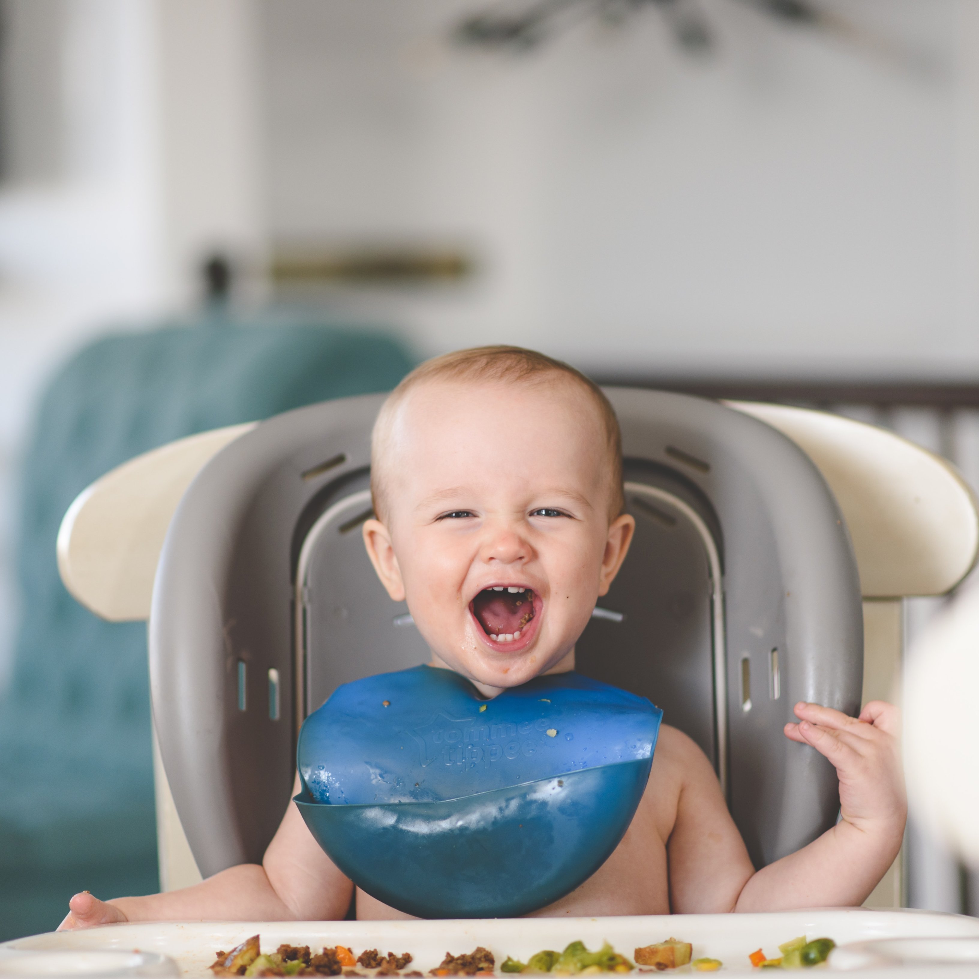 Consejos para evitar rechazos al iniciar la alimentación sólida con los bebés