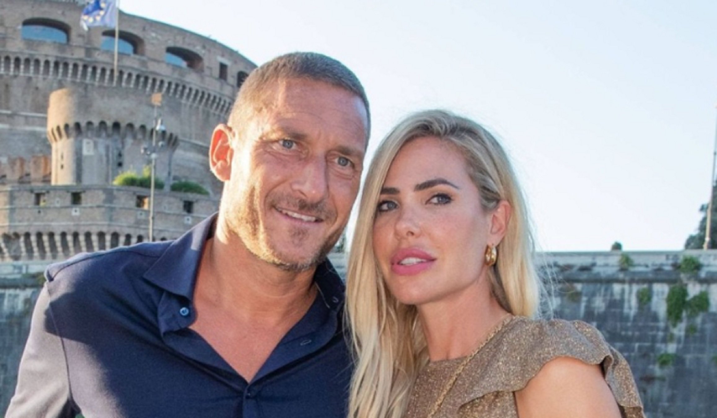 Totti y Blasi en el Colosseo Instagram Totti y Blasi en el Colosseo Instagram