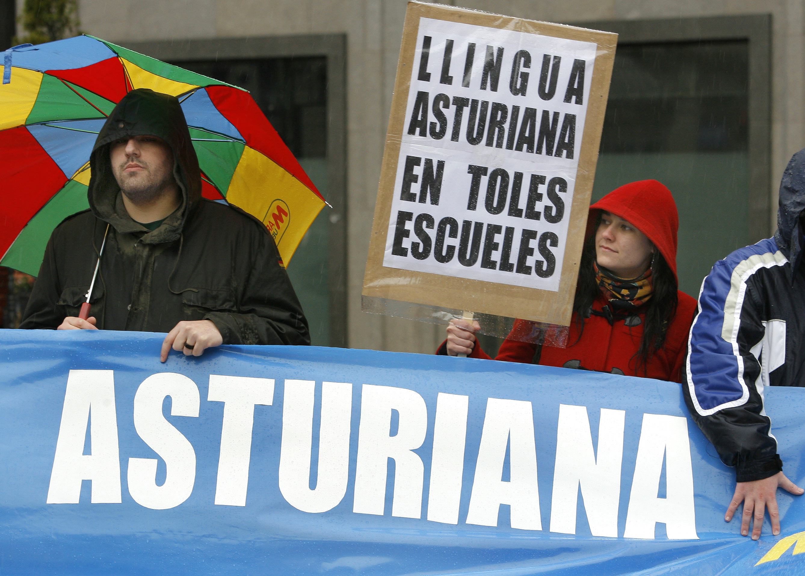 Asturias: el debate de la oficialidad alborota al españolismo