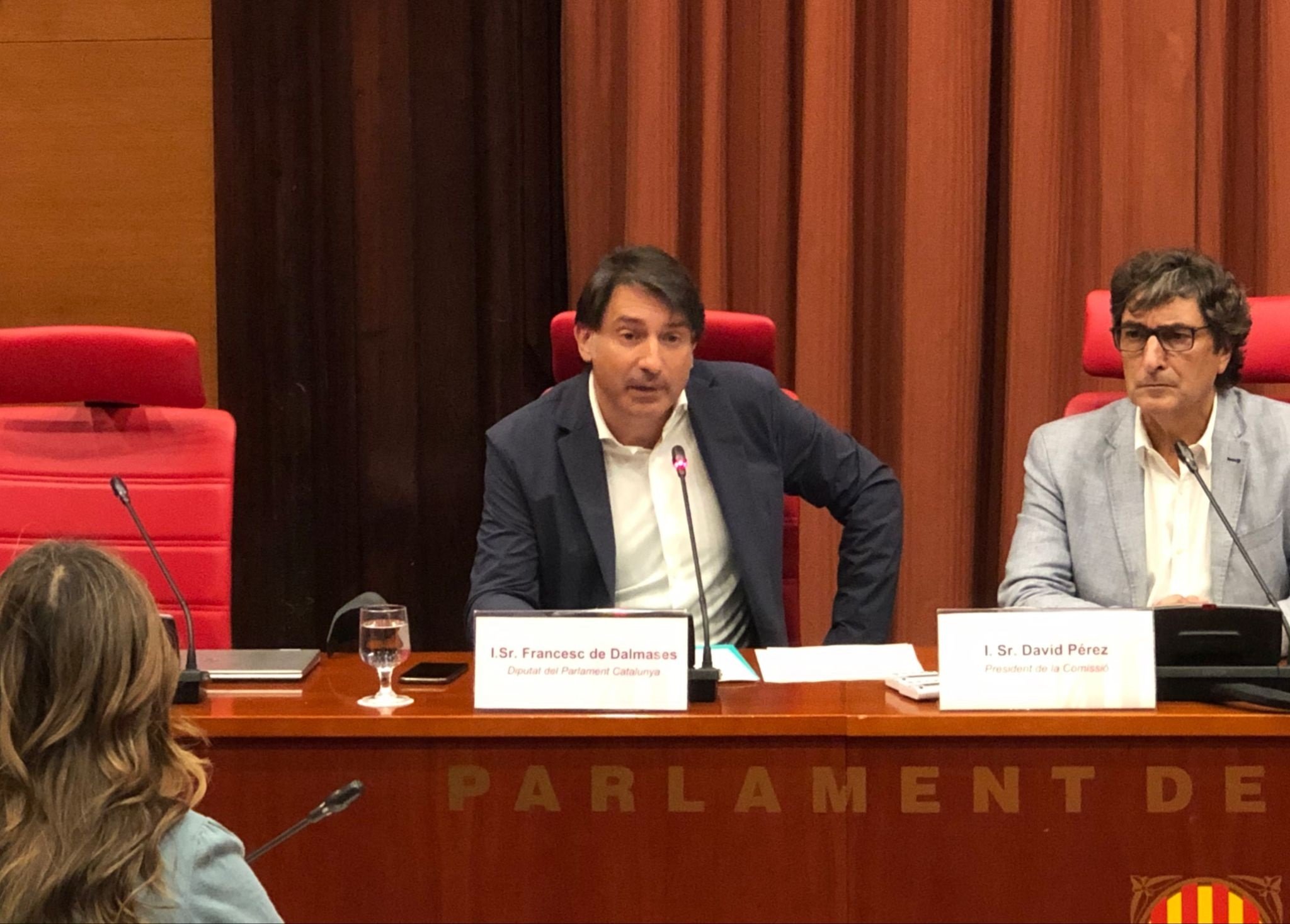 La mesa del Parlament sanciona Dalmases amb una amonestació i una multa de 600 euros