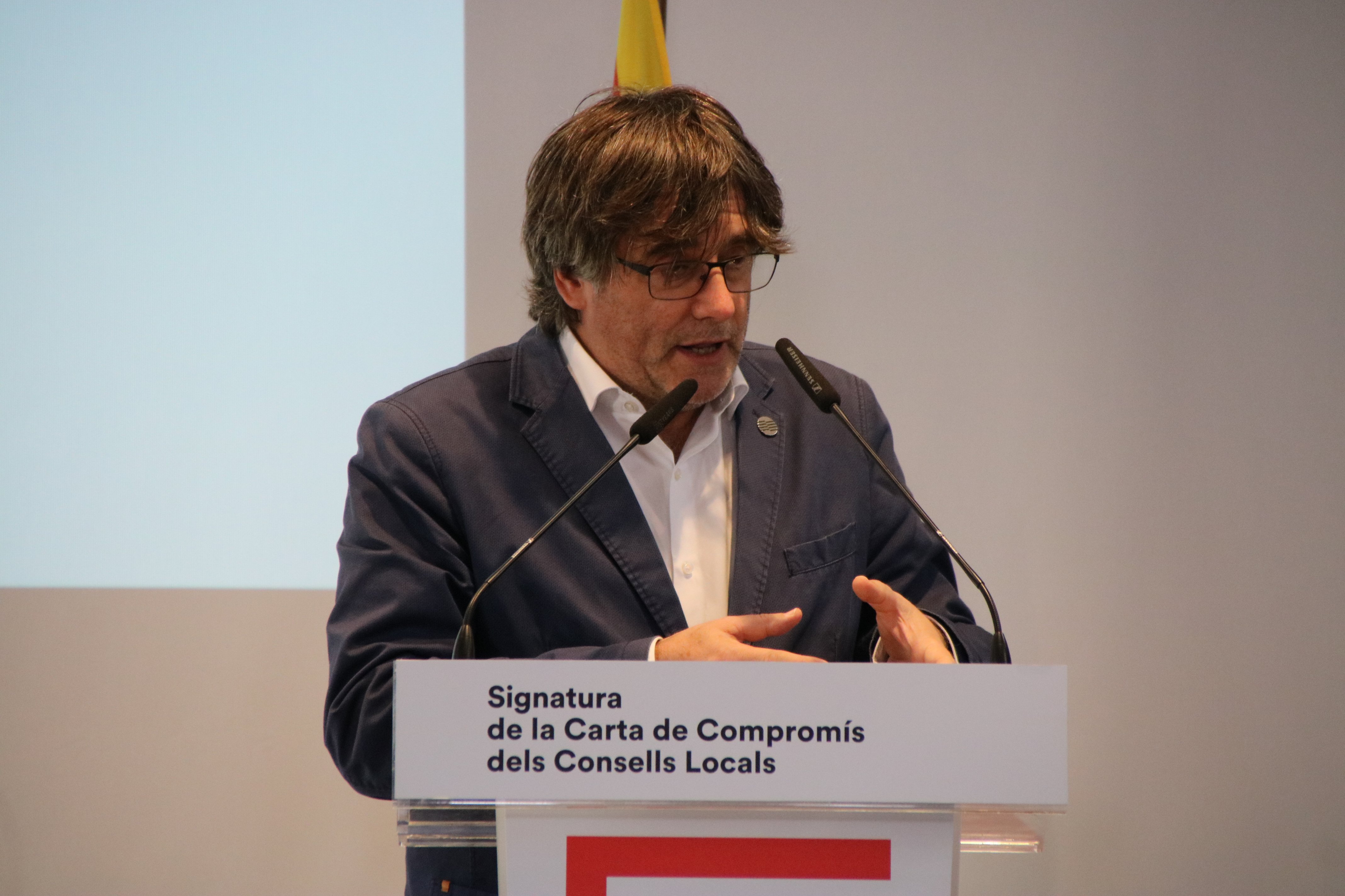 Puigdemont: "No somos del diálogo mágico, ni de la independencia pulsando un botón"