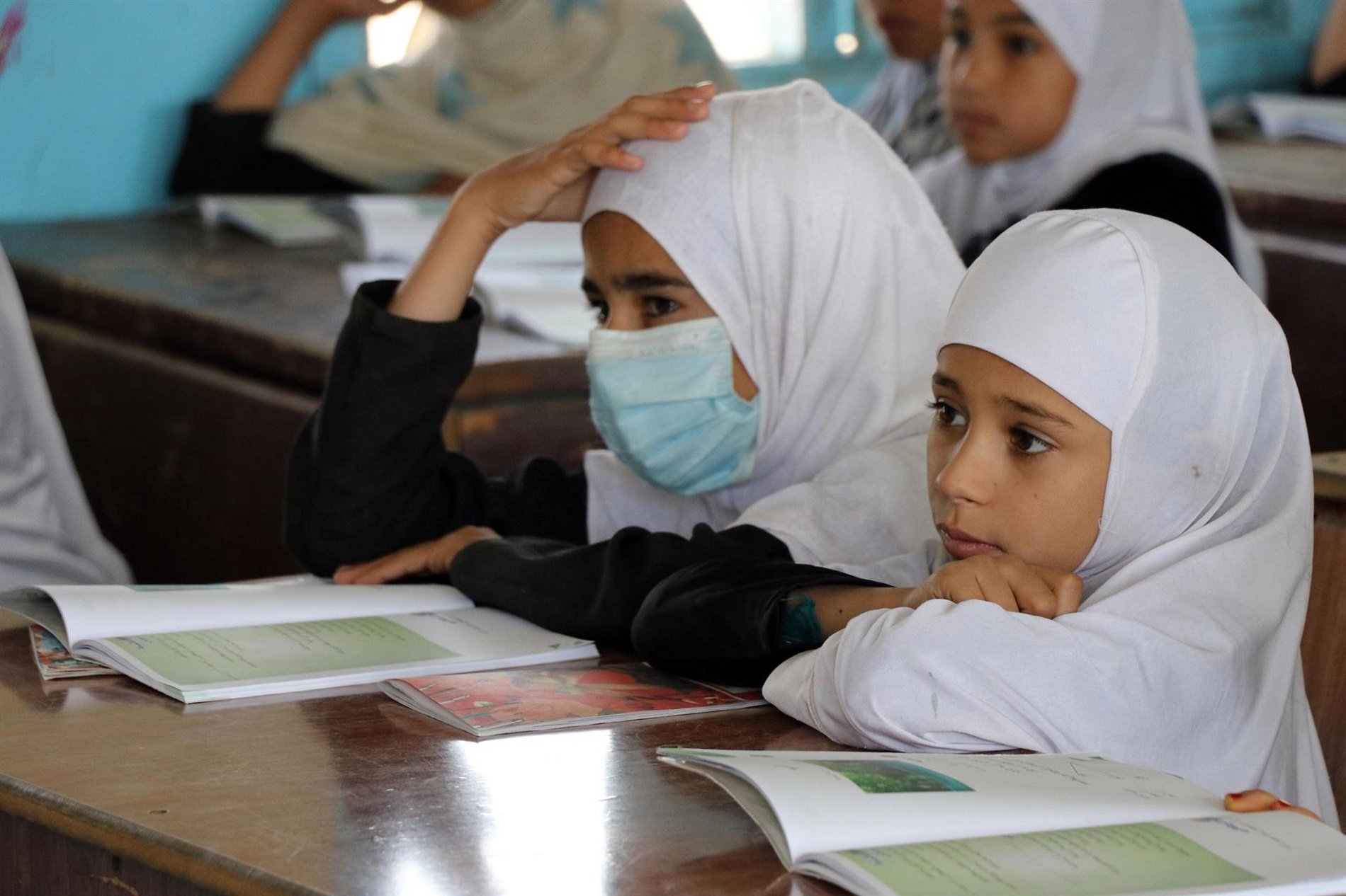 Les estudiants afganeses: un any sense escola
