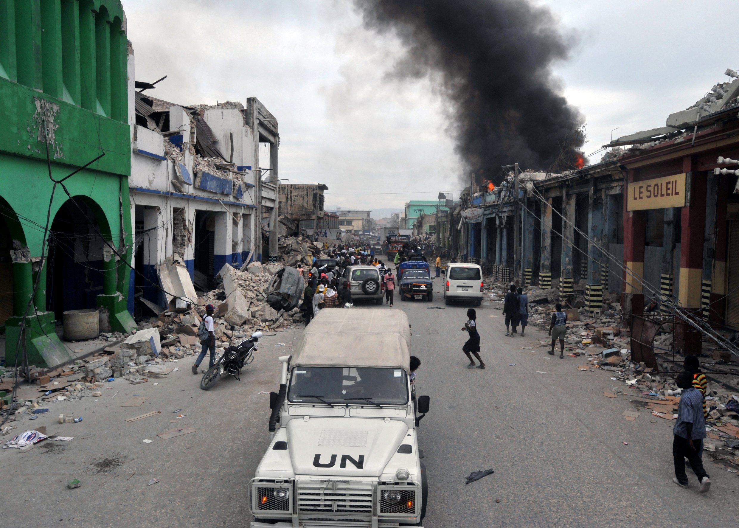 Directivos de Oxfam con prostitutas en Haití, ¿a quién puede extrañar?