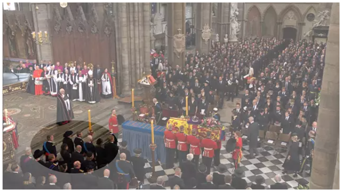 Reyes España sentados juntos funeral europa press Reyes España sentados juntos funeral europa press