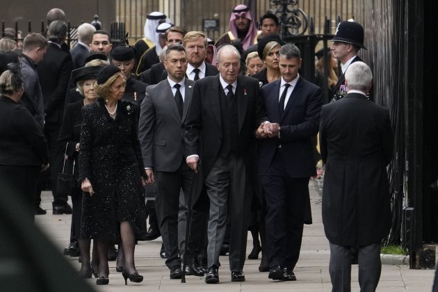 joan carles funeral elisabet gtres joan carles funeral elisabet gtres