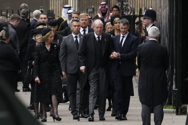 joan carles funeral elisabet gtres