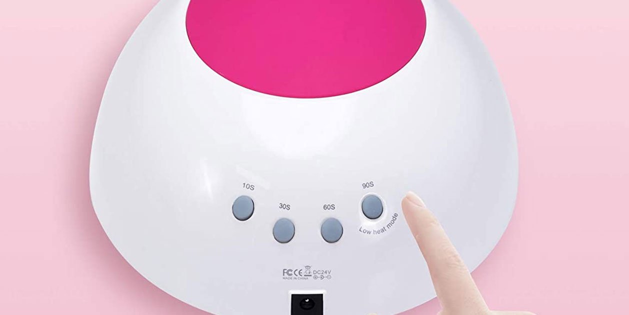 El llum LED assecador d'ungles professional número 1 a Amazon costa 39,99 euros
