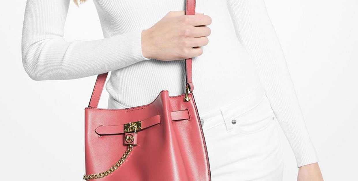 El bolso bombonera rosa de Michael Kors está rebajado un 65% en El Corte Inglés