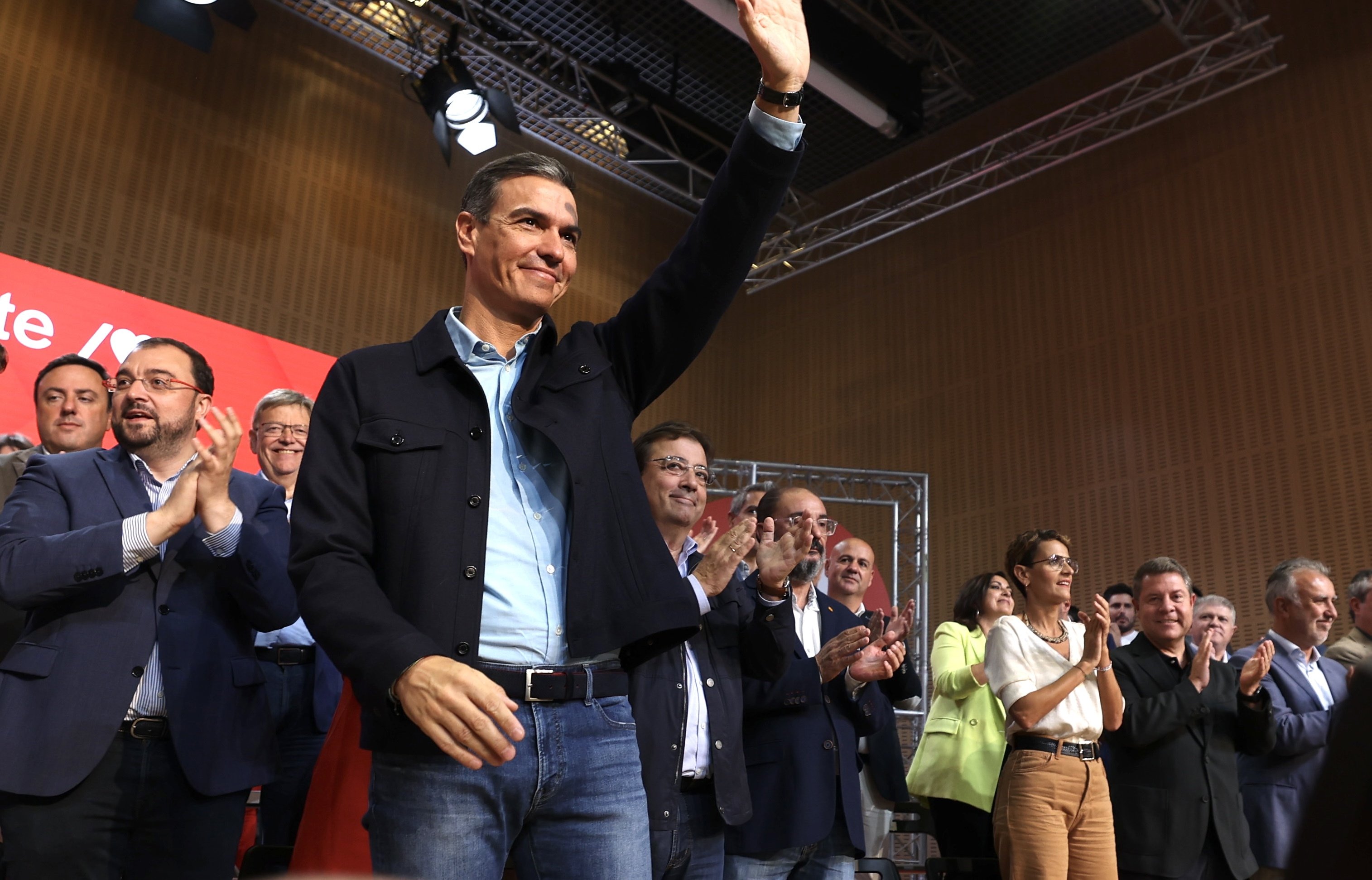 Pedro Sánchez es postula per presidir la Internacional Socialista