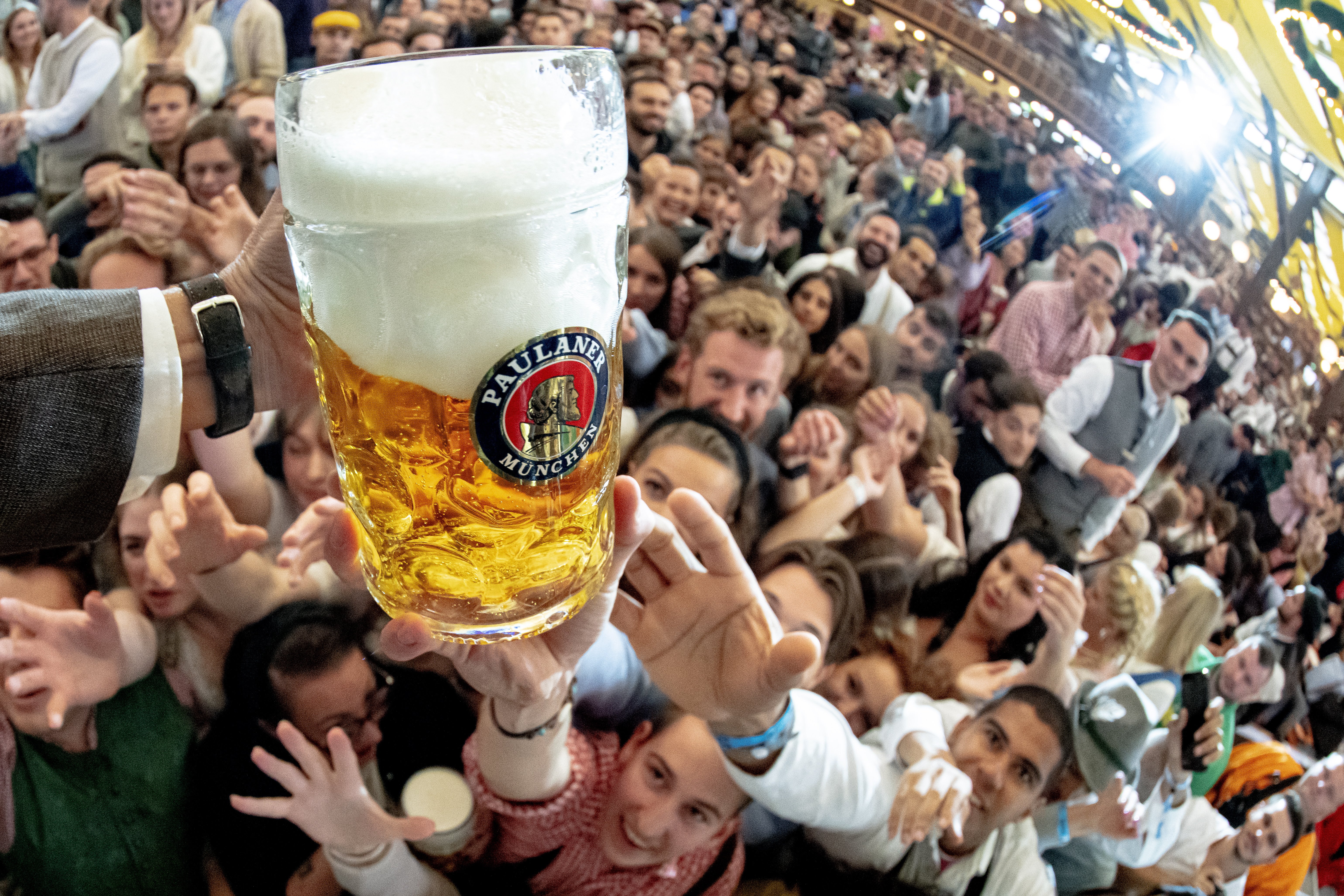 Apunta-t'ho! Les millors cerveses que trobaràs a l'Oktoberfest Barcelona 2023