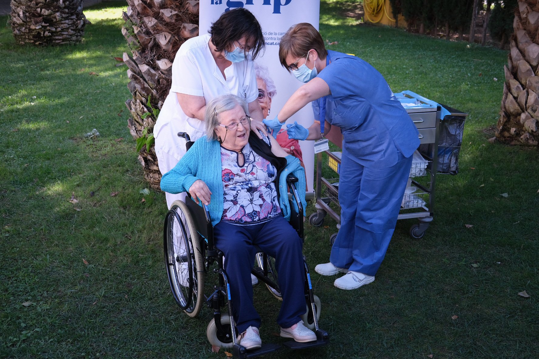 Salut empieza la vacunación de la cuarta dosis del covid a los mayores de 80 años