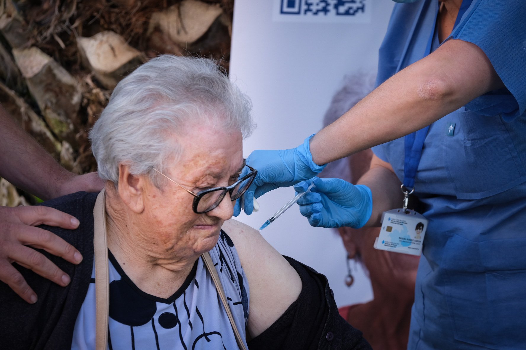 Salut obre la campanya de vacunació contra la grip i la covid per als majors de 60