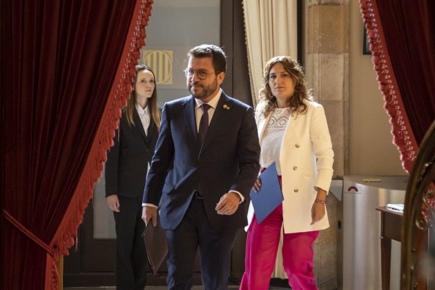 pere aragonès i Laura vilagrà debat política general Montse Giralt (2)