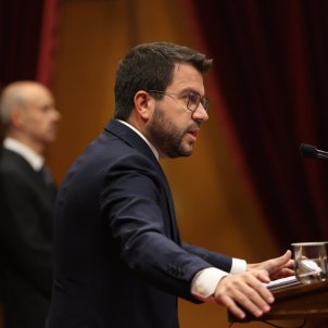 Debat politica general Parlament pere Aragonès faristol / Foto: Montse Giralt