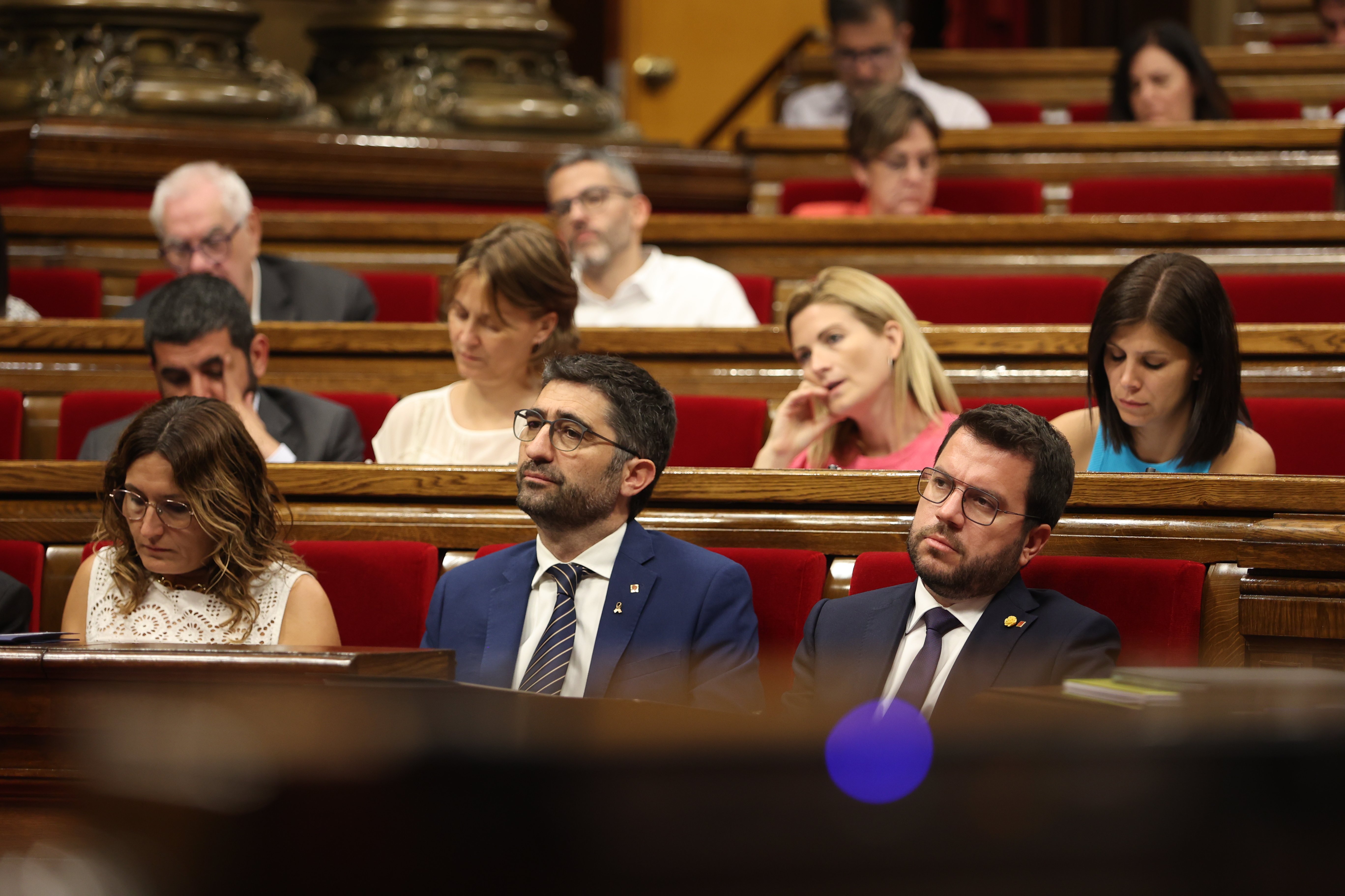 Junts hace llegar su propuesta a Aragonès e incluye la restitución de Puigneró