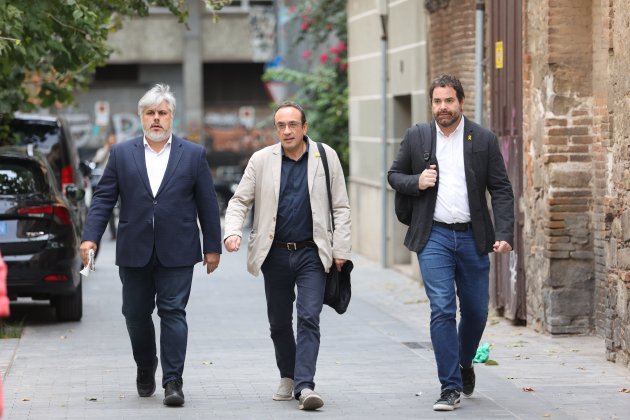 Arriben Jordi Rull i Albert Batet a l'executiva de junts, montse Giralt Arriben Jordi Rull i Albert Batet a l'executiva de junts, montse Giralt