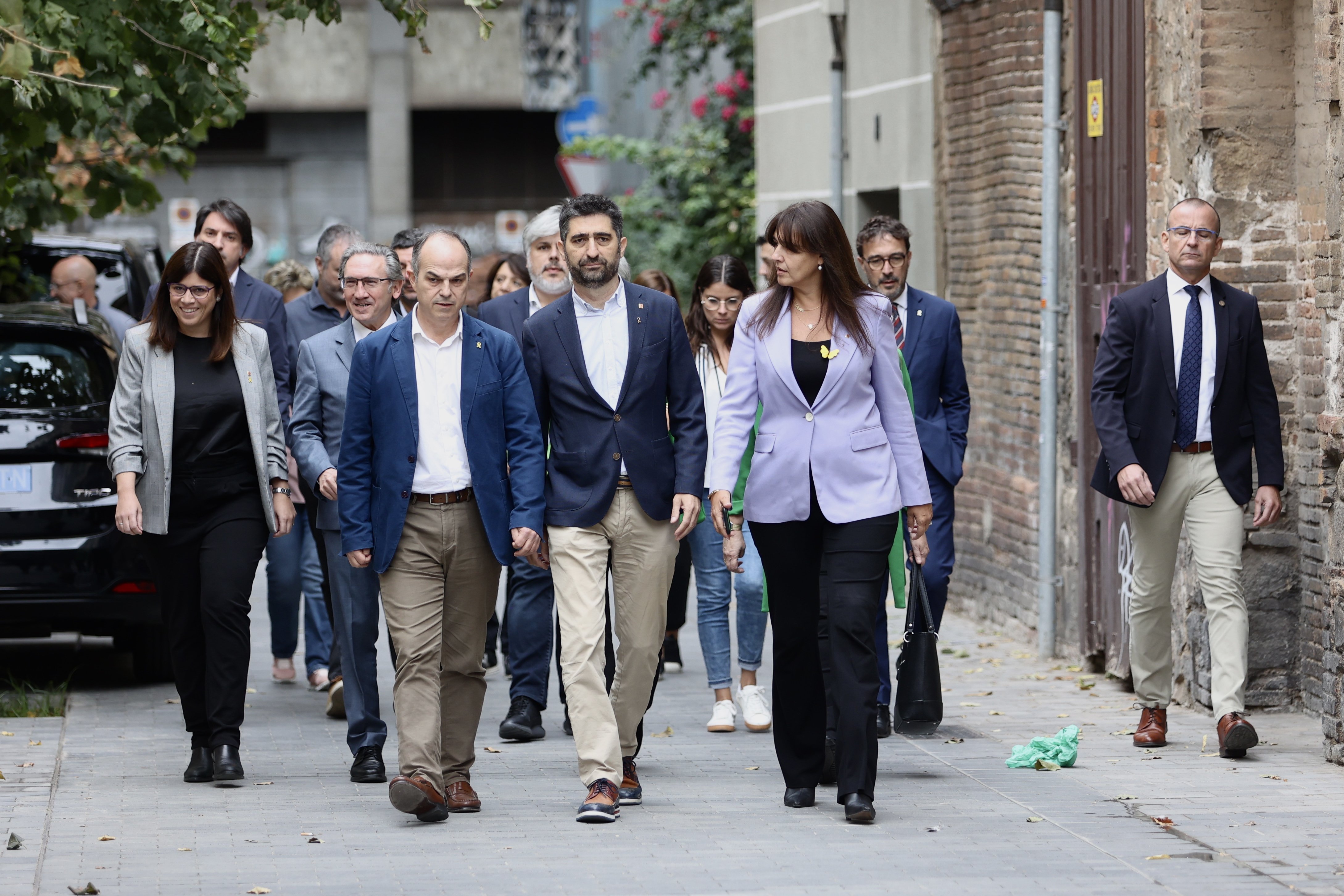 Los consellers de Junts ponen su cargo a disposición del partido tras la destitución de Puigneró