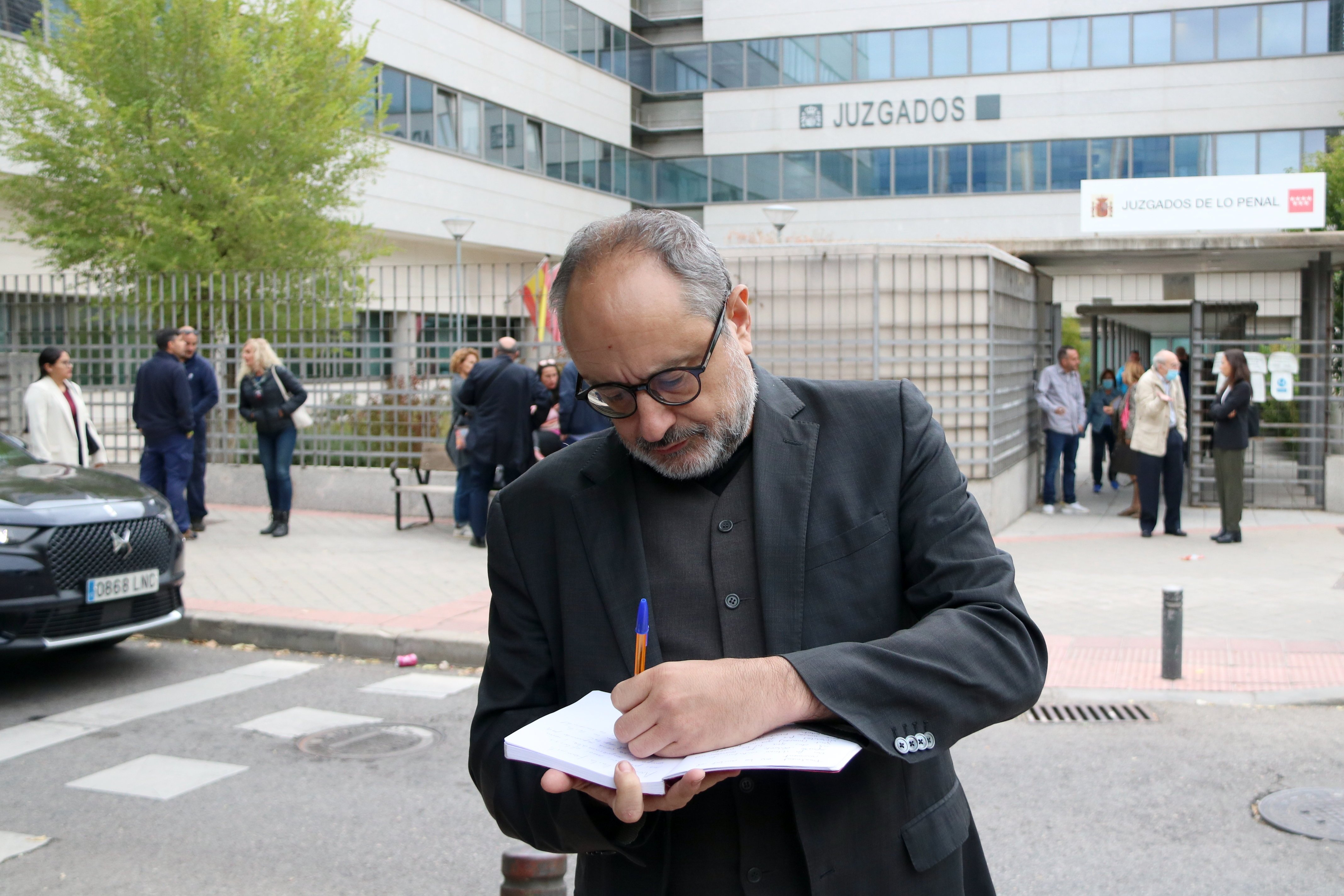 Antonio Baños, condenado a cuatro meses de prisión por no contestar a Vox en el juicio en el Tribunal Supremo