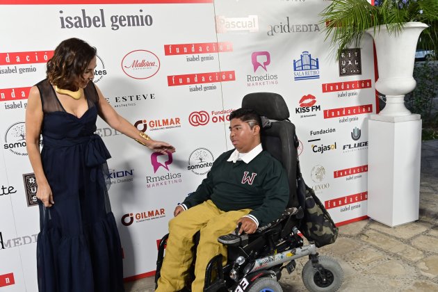 Gustavo hijo Isabel Gemio GTRES Gustavo hijo Isabel Gemio GTRES