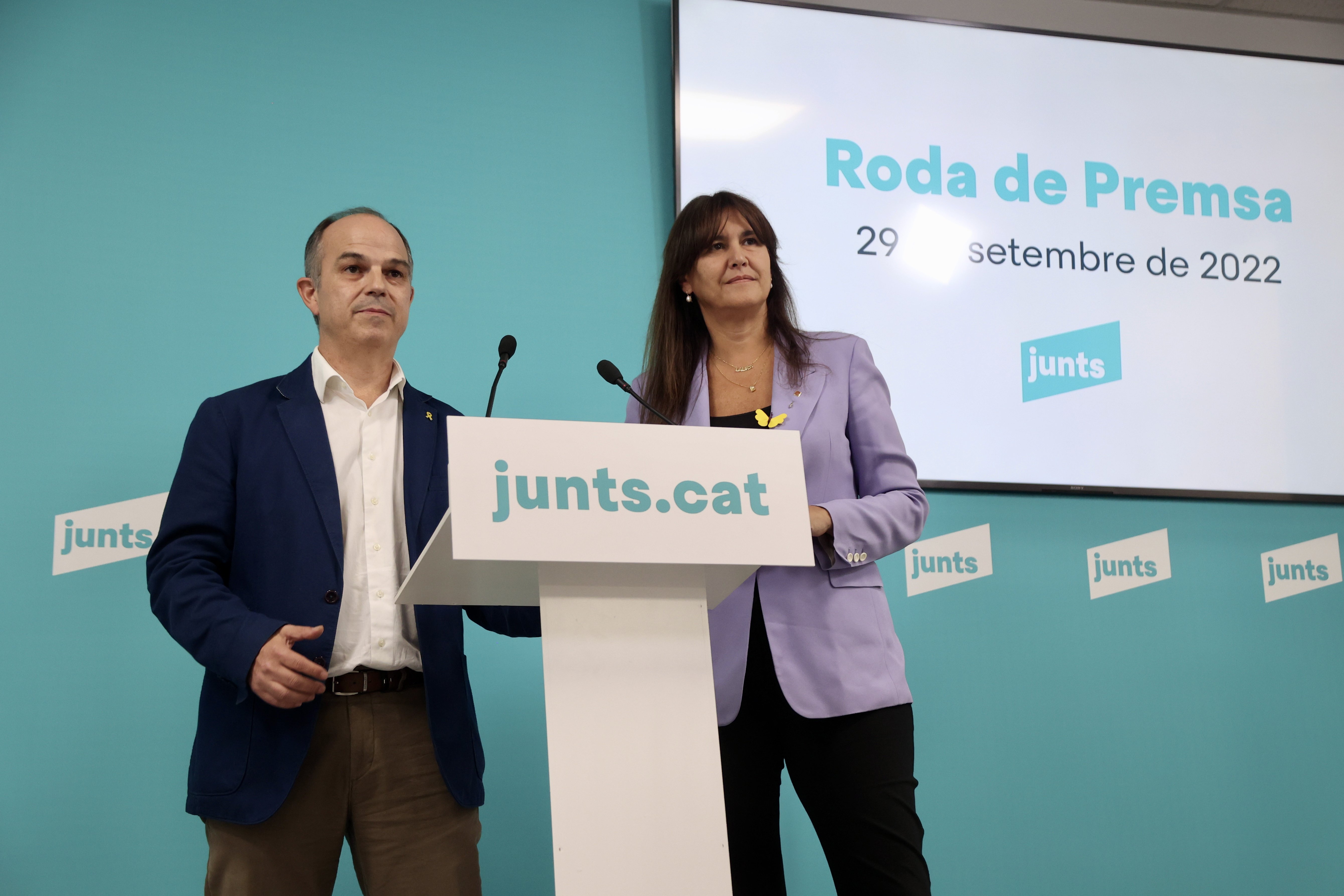Creus que Junts ha de continuar al Govern?