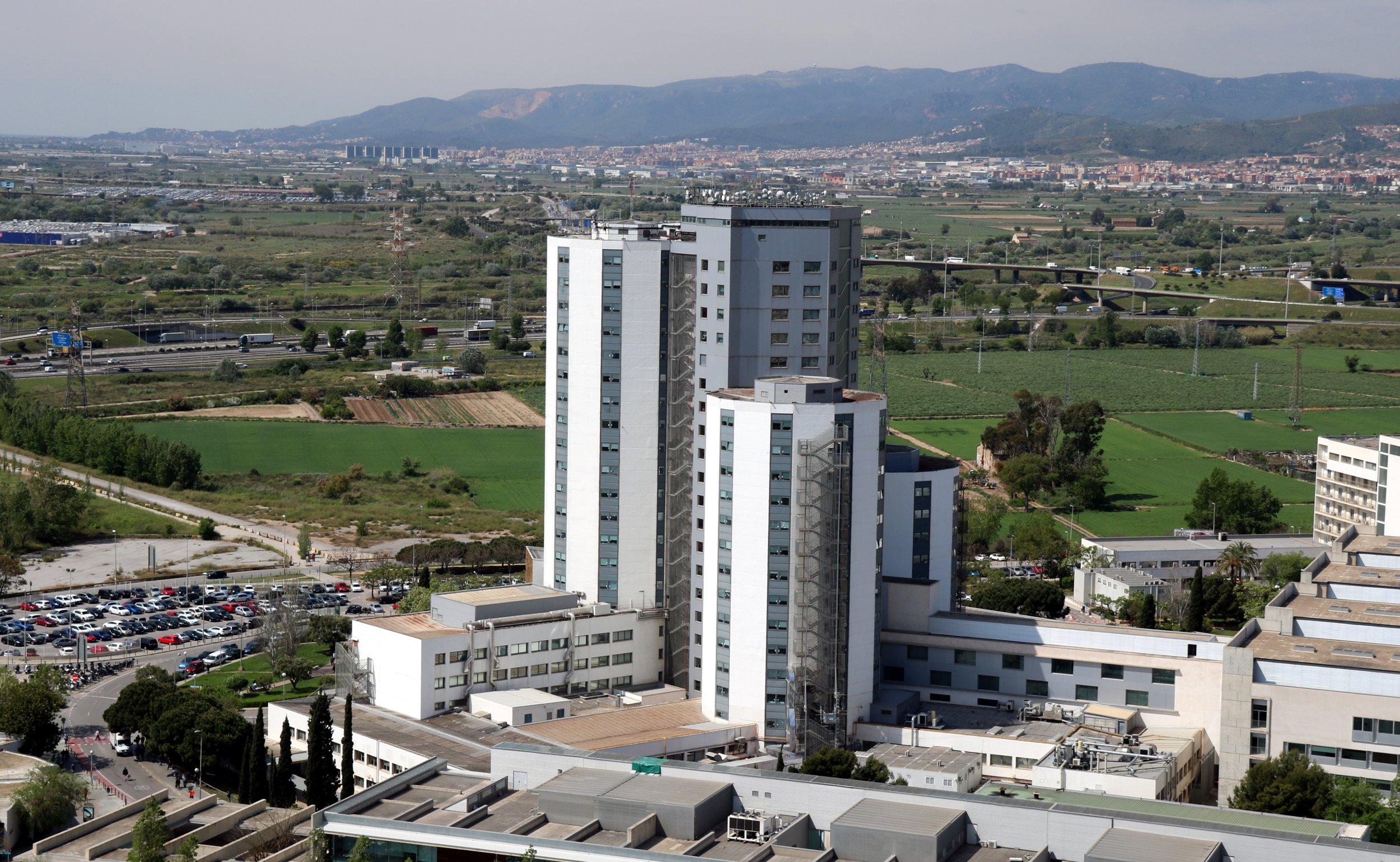 Bellvitge dona l'alta a l'últim pacient de la primera onada de la Covid