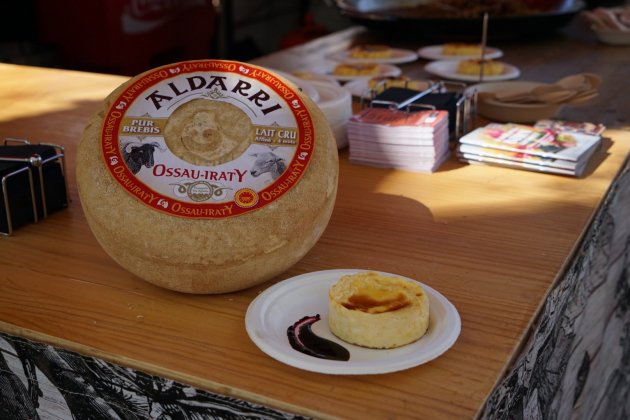 Pastel de queso de leche de oveja Latxa