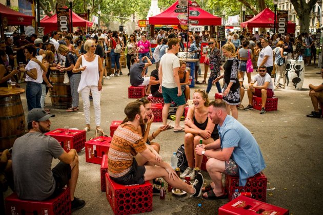 ambient Born Street Food 