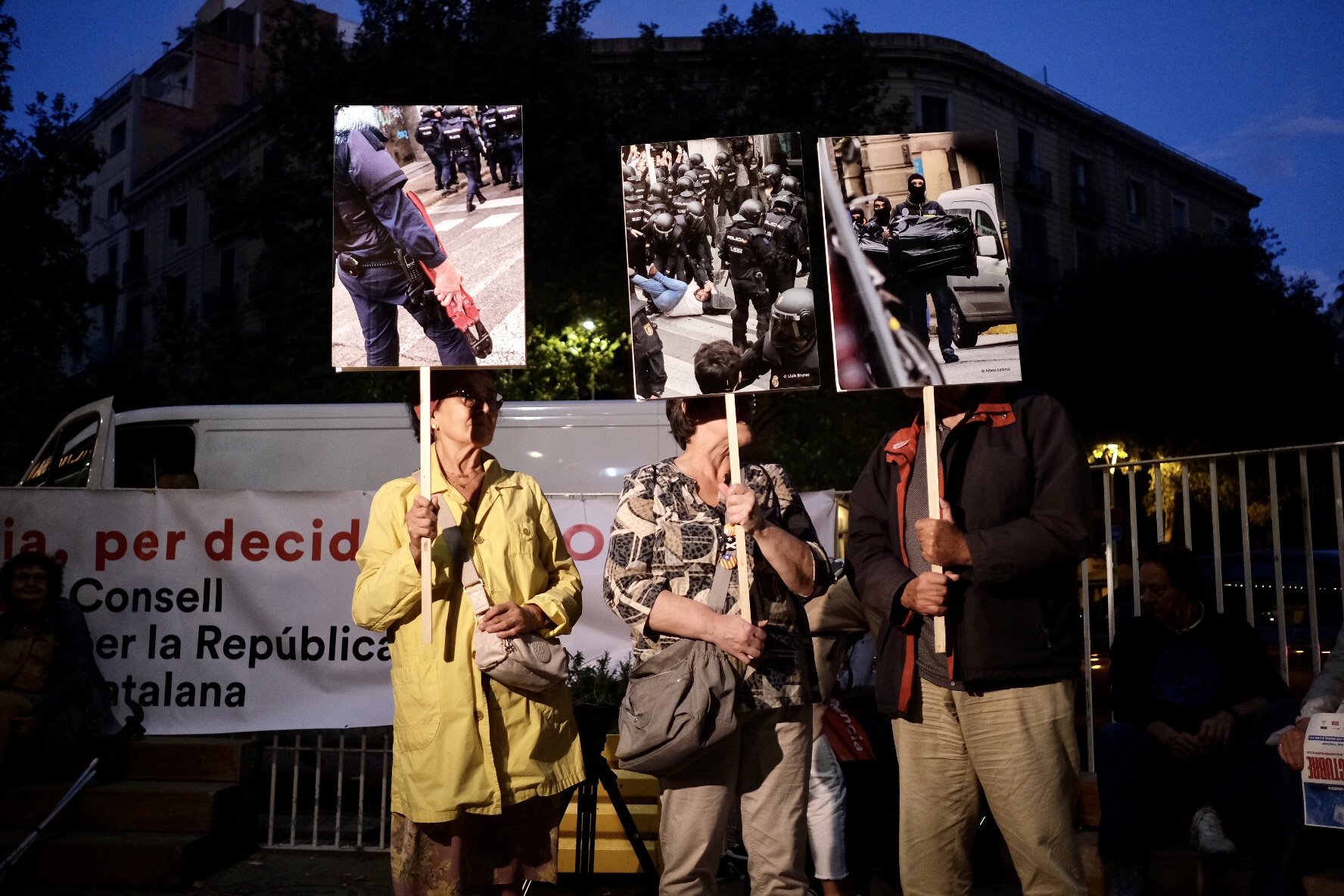 Mobilitzacio nocturna 1 O Consell Republica / Carlos Baglietto Mobilitzacio nocturna 1 O Consell Republica / Carlos Baglietto