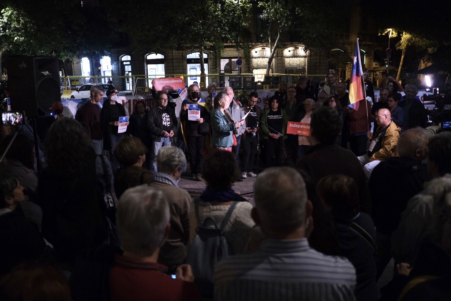 Mobilitzacio nocturna 1 O Consejo Republica / Carlos Baglietto