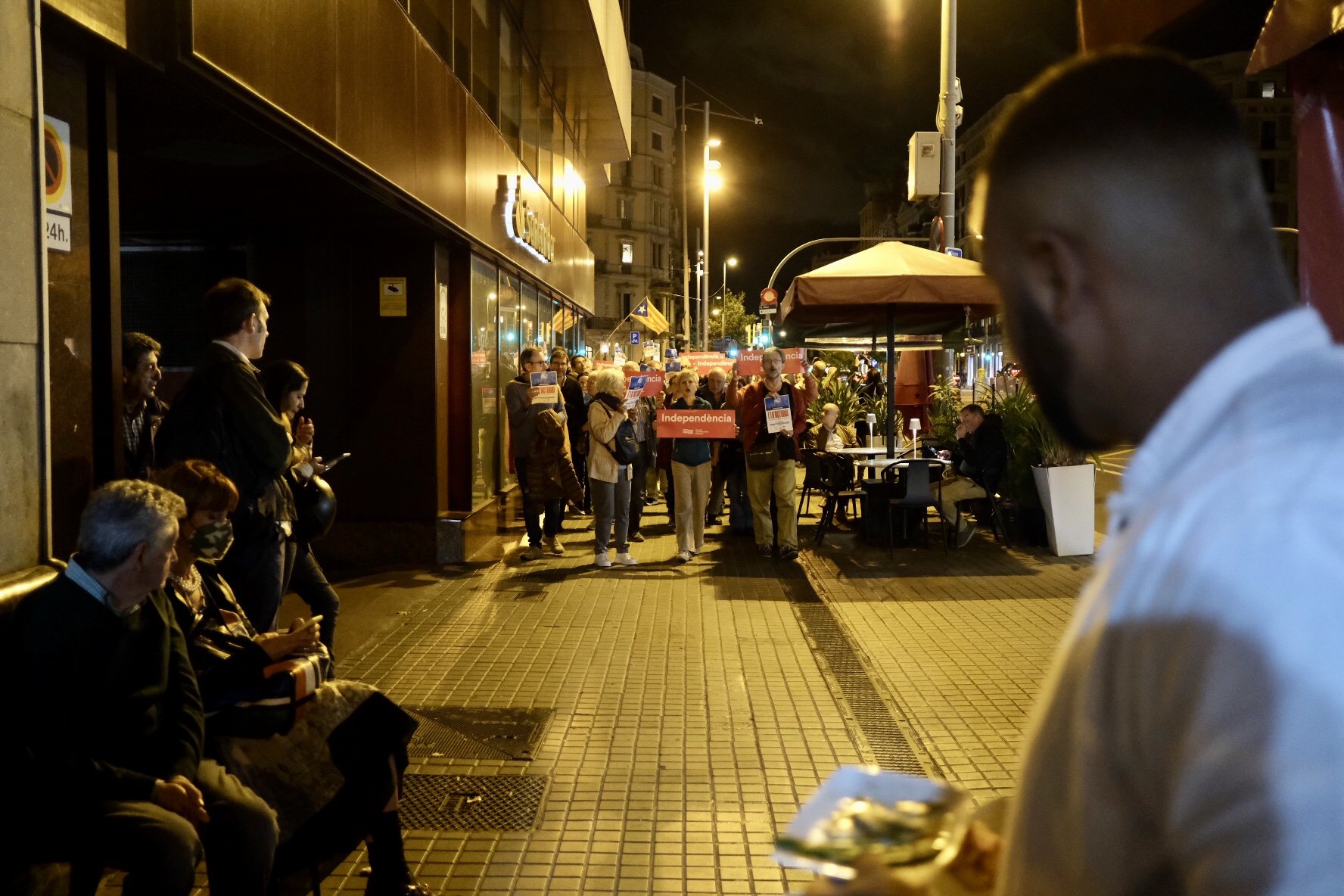 Mobilització nocturna 1 O Consell República / Carlos Baglietto