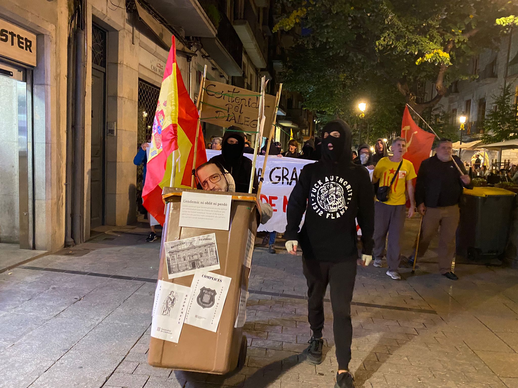 marca cdr girona 1-o 5 anys referendum mani - guillem ramos