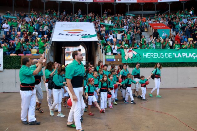 Concurs de Castells Tarraco Arena Plaça entrada de les colles 2022 ACN