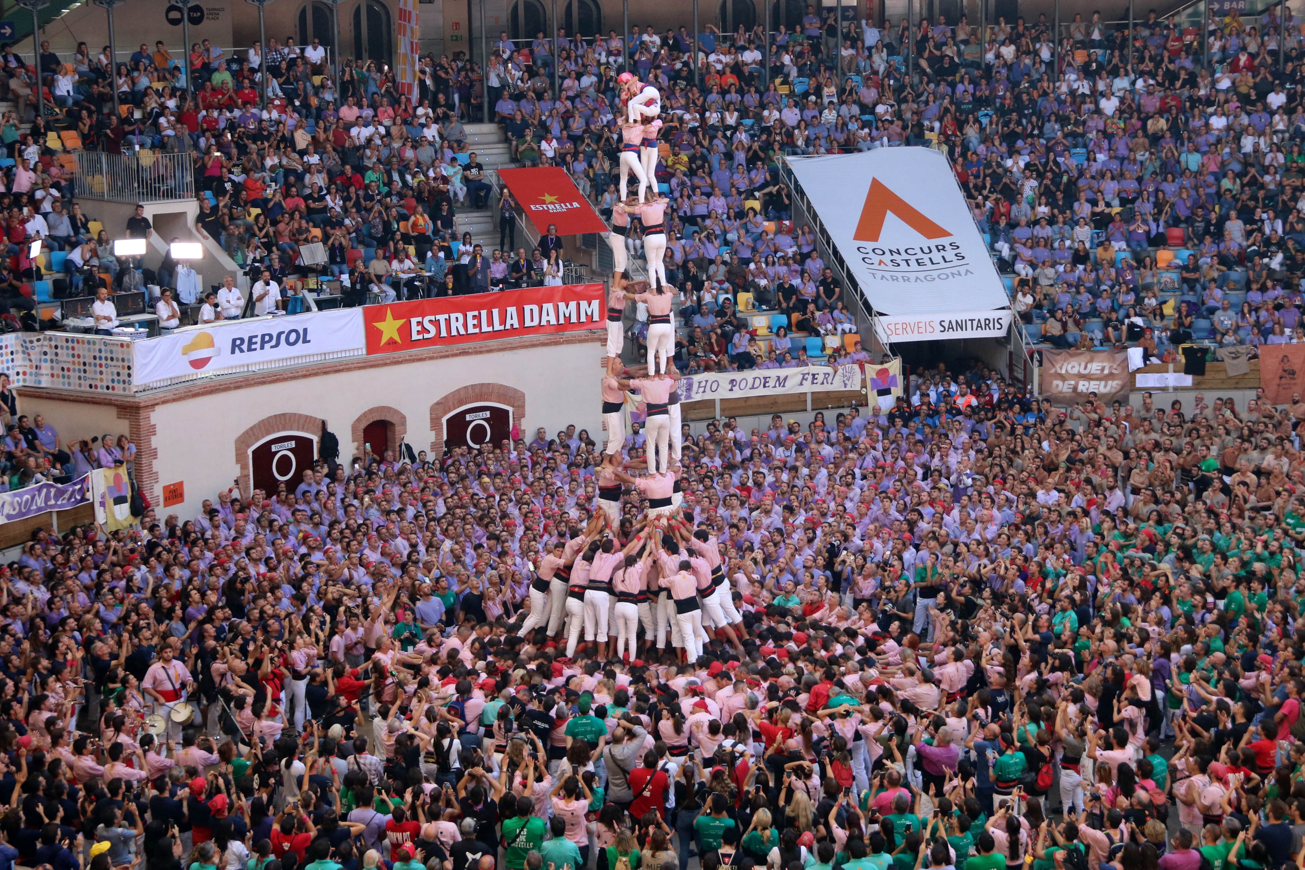 3 de 9 amb folre Xiquets de Tarragona Concurs de castells 2022 ACN