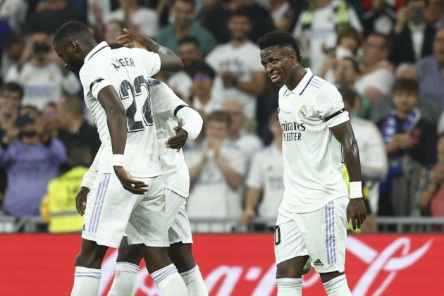 Rudiger Vinicius celebracion gol Real Madrid Osasuna / Foto: EFE Rudiger Vinicius celebracion gol Real Madrid Osasuna / Foto: EFE