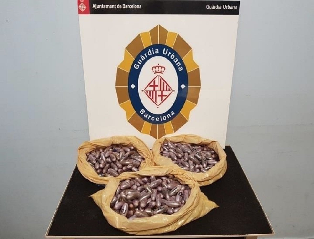 Dos detinguts a Barcelona per tràfic de drogues